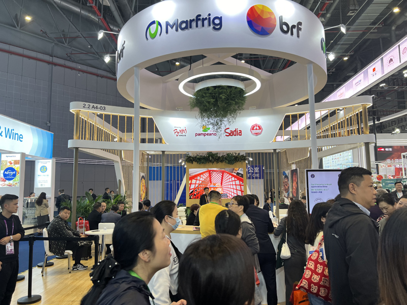 荷兰公司的收费标准