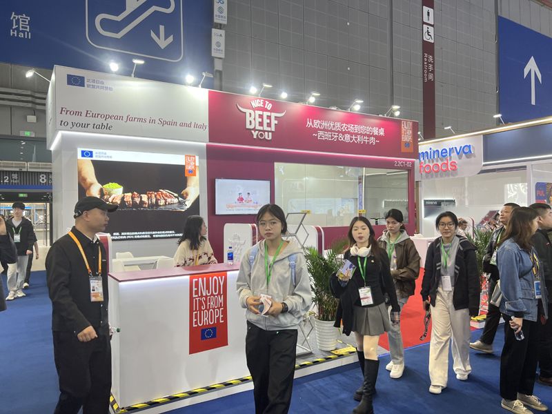 北京异地传统汽车展大型展台搭建