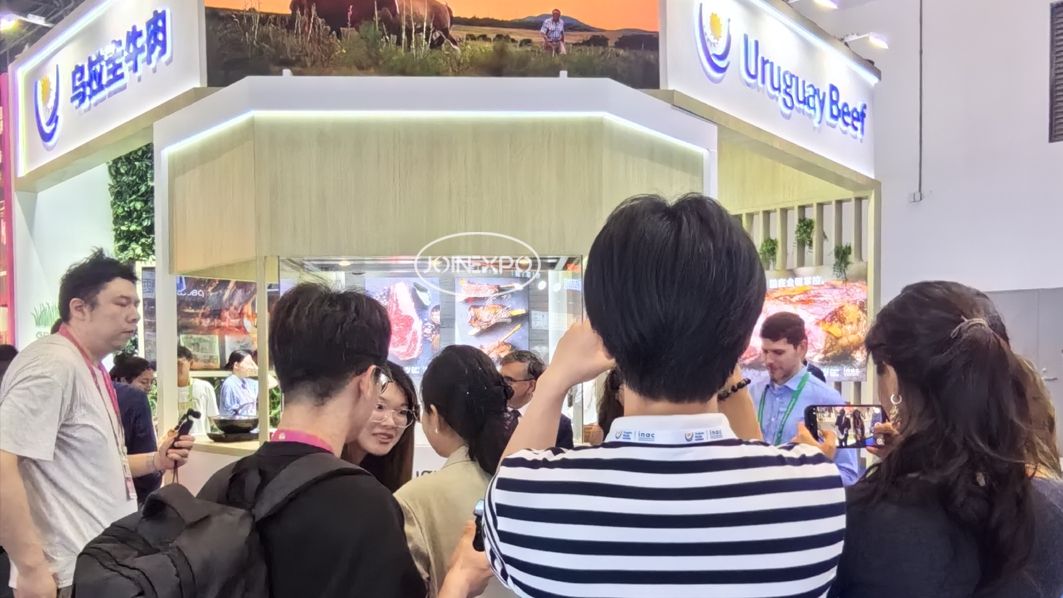 阿联酋异地智能家居展模块化展台验收