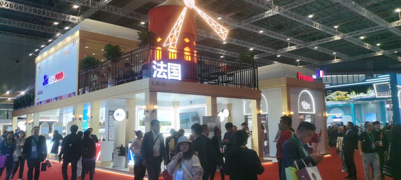 美国异地数字媒体展数字化展台布置